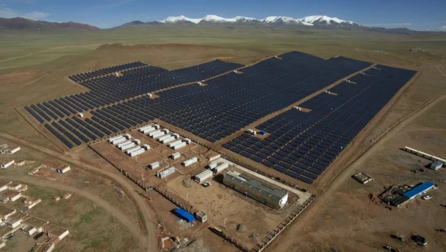 Tibet'in Önde Gelen Fotovoltaik Elektrik Üretim Projesi Faaliyete Geçti
