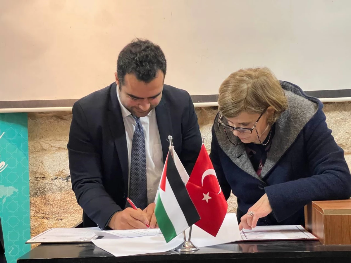 Yunus Emre Enstitüsü Filistin\'in Nablus kentinde Türkçe kursları başlattı