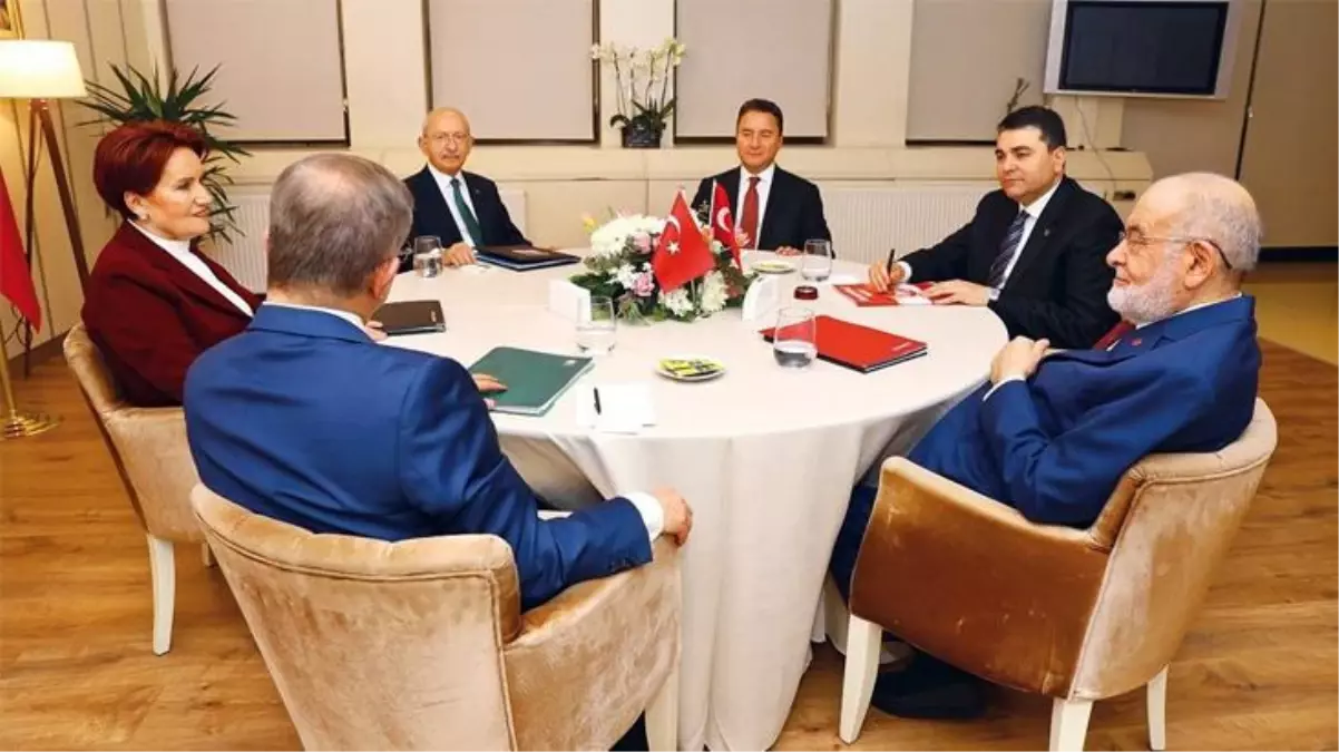 Davutoğlu\'nun gündem olan önerisine 6\'lı masadan ilk veto Babacan\'dan geldi