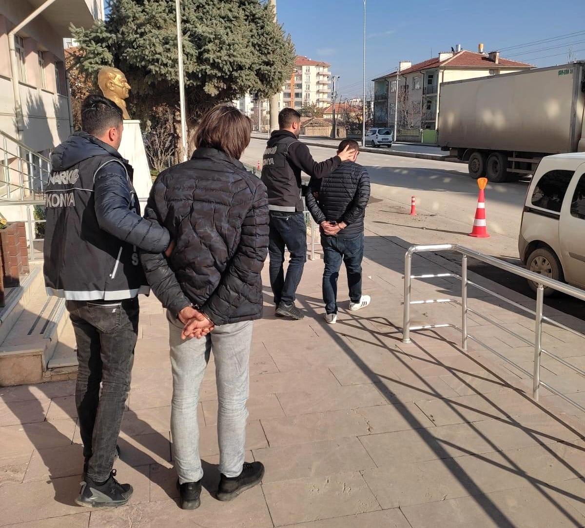 Ereğli\'de uyuşturucu tacirlerine darbe