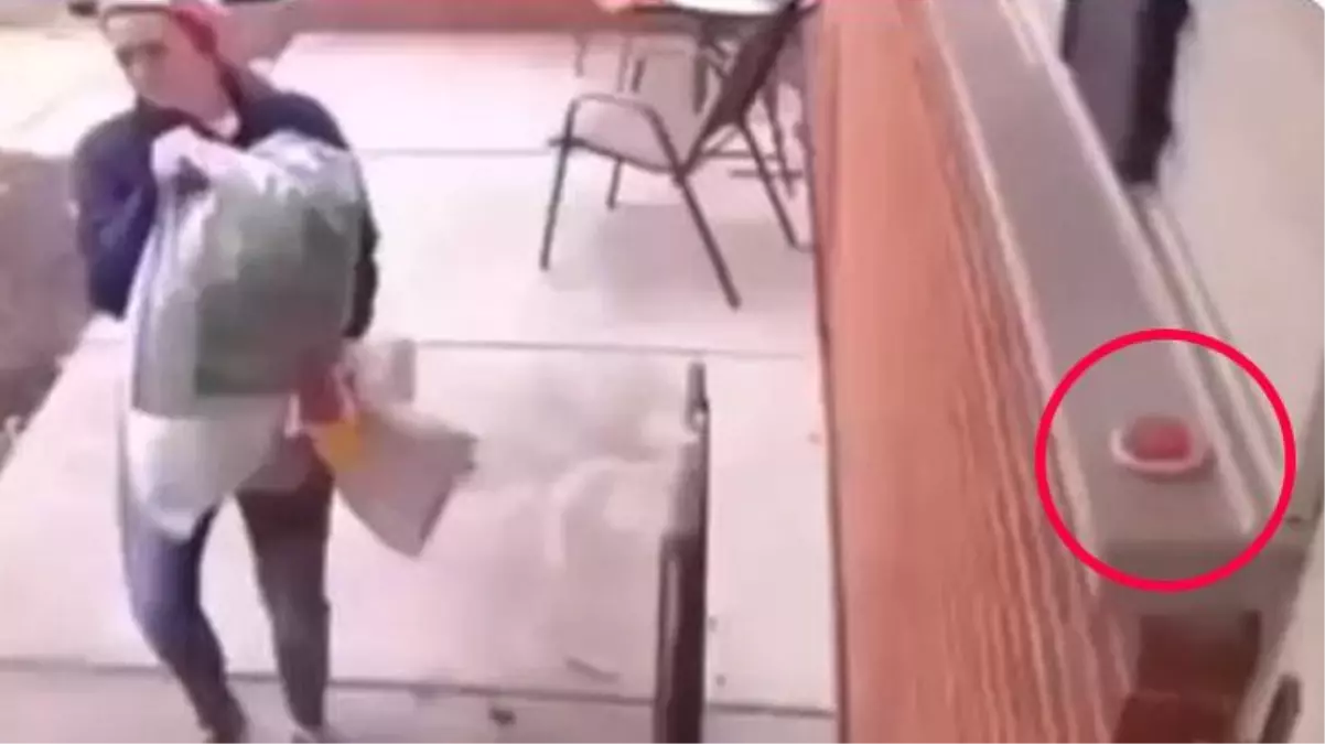 Her gün evinin önünde kurabiye bulan kadın güvenlik kamerasını izleyince çok şaşırdı