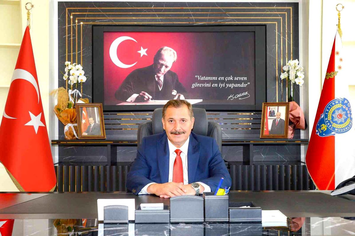İl Emniyet Müdürü Orhan Çevik: "Yılbaşında tüm ekiplerimizle vatandaşlarımız hizmetinde olacağız"