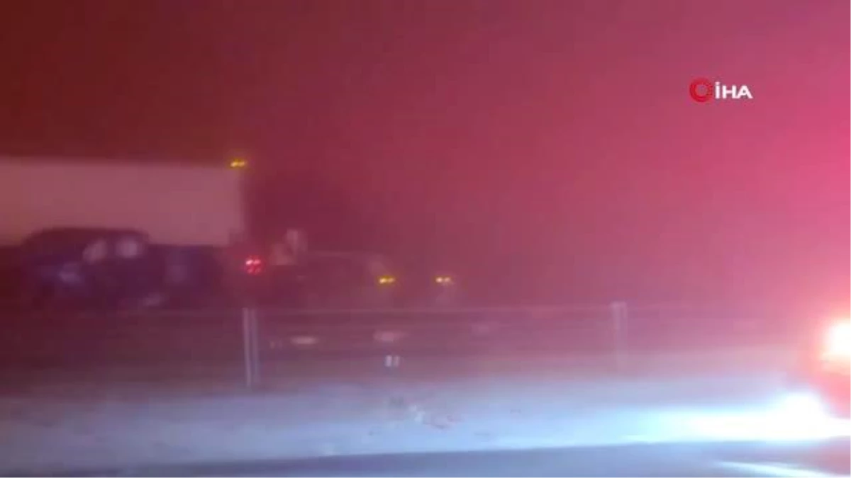 Kanada\'da yoğun sis: 14 araç birbirine girdi, 1 kişi öldü