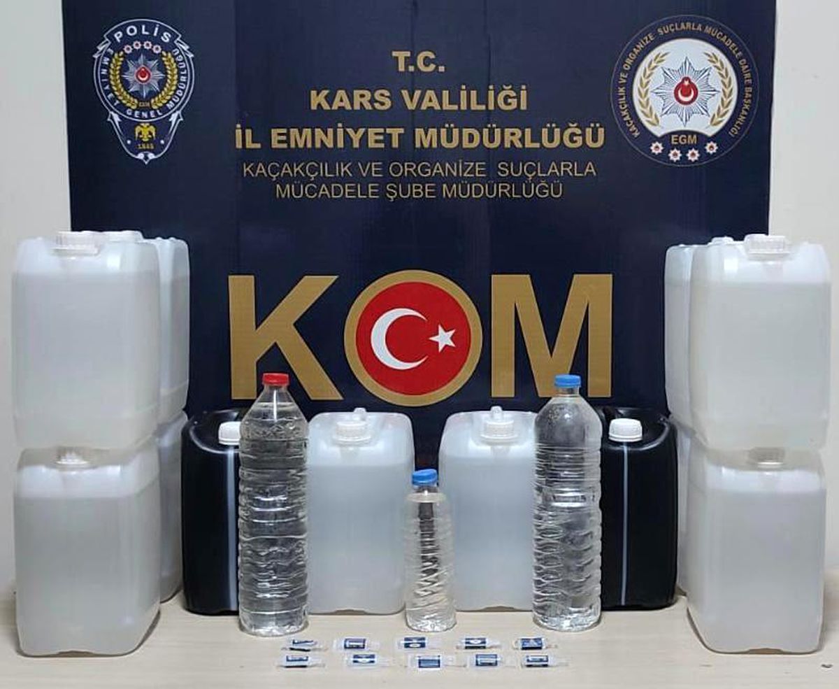 Kars\'ta kaçak içki operasyonu