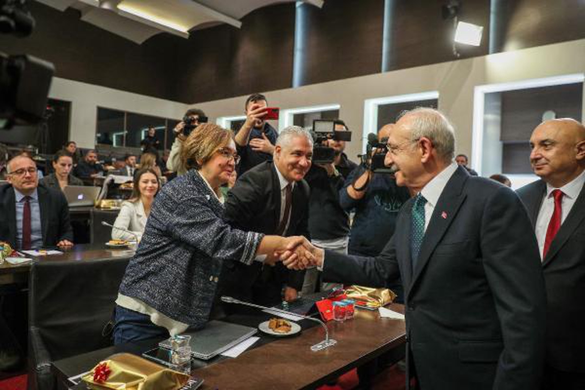 Kılıçdaroğlu: Cumhurbaşkanı adayı 6\'lı masadan olursa artısı olabilir