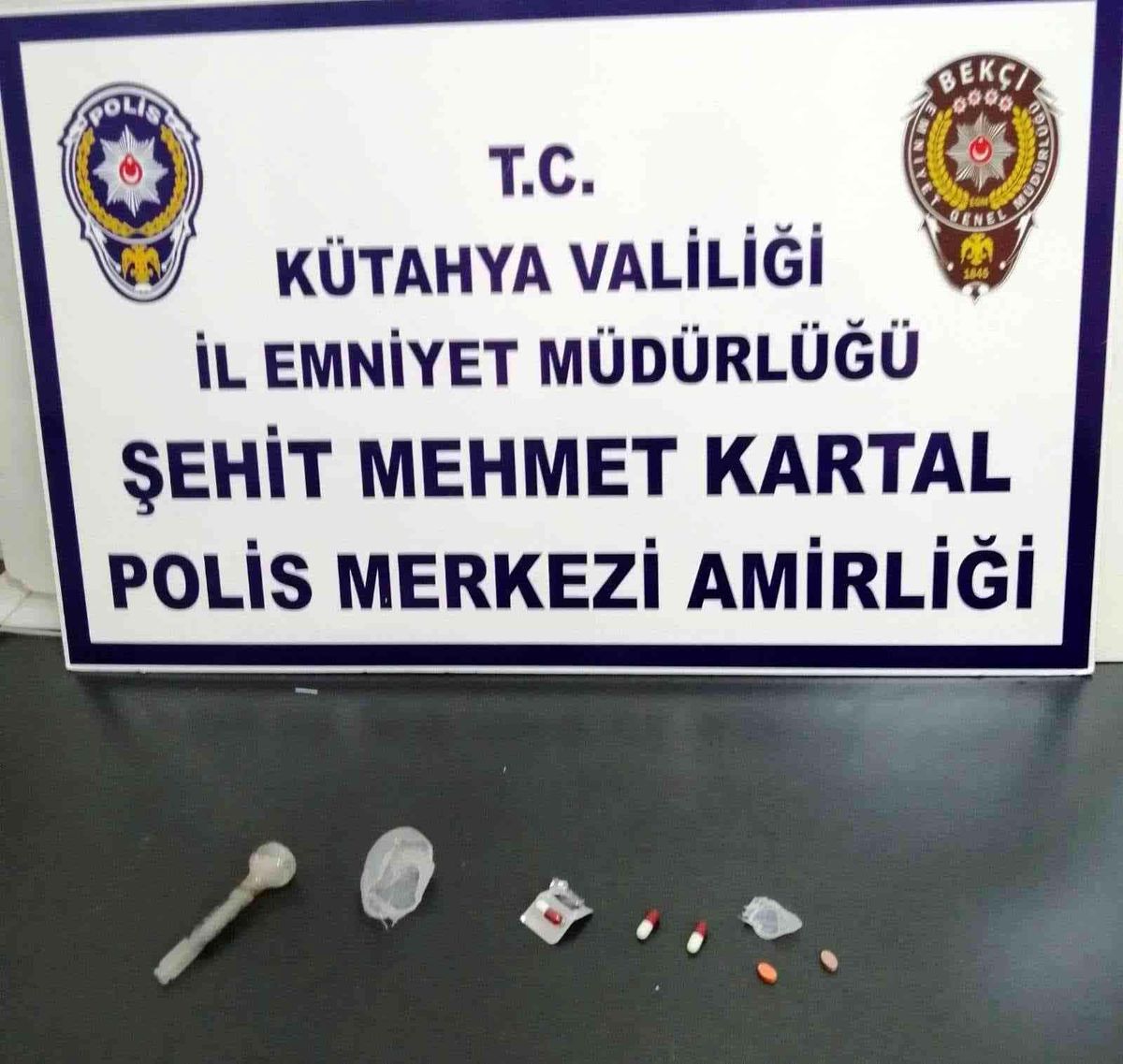 Kütahya\'da bekçiler 2 kişinin üzerinde uyuşturucu ele geçirdi