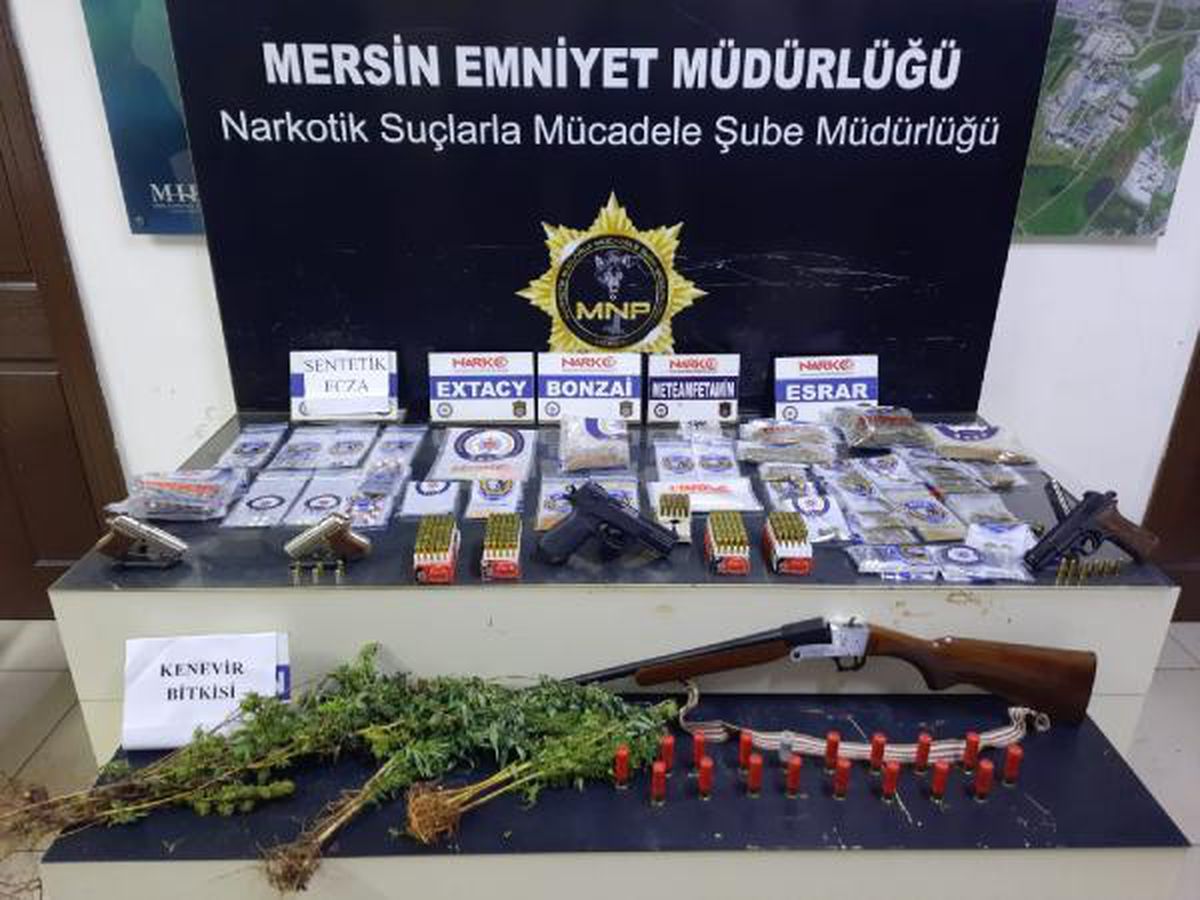 Mersin\'de yılbaşı öncesi \'torbacı\' operasyonu: 23 gözaltı (2)