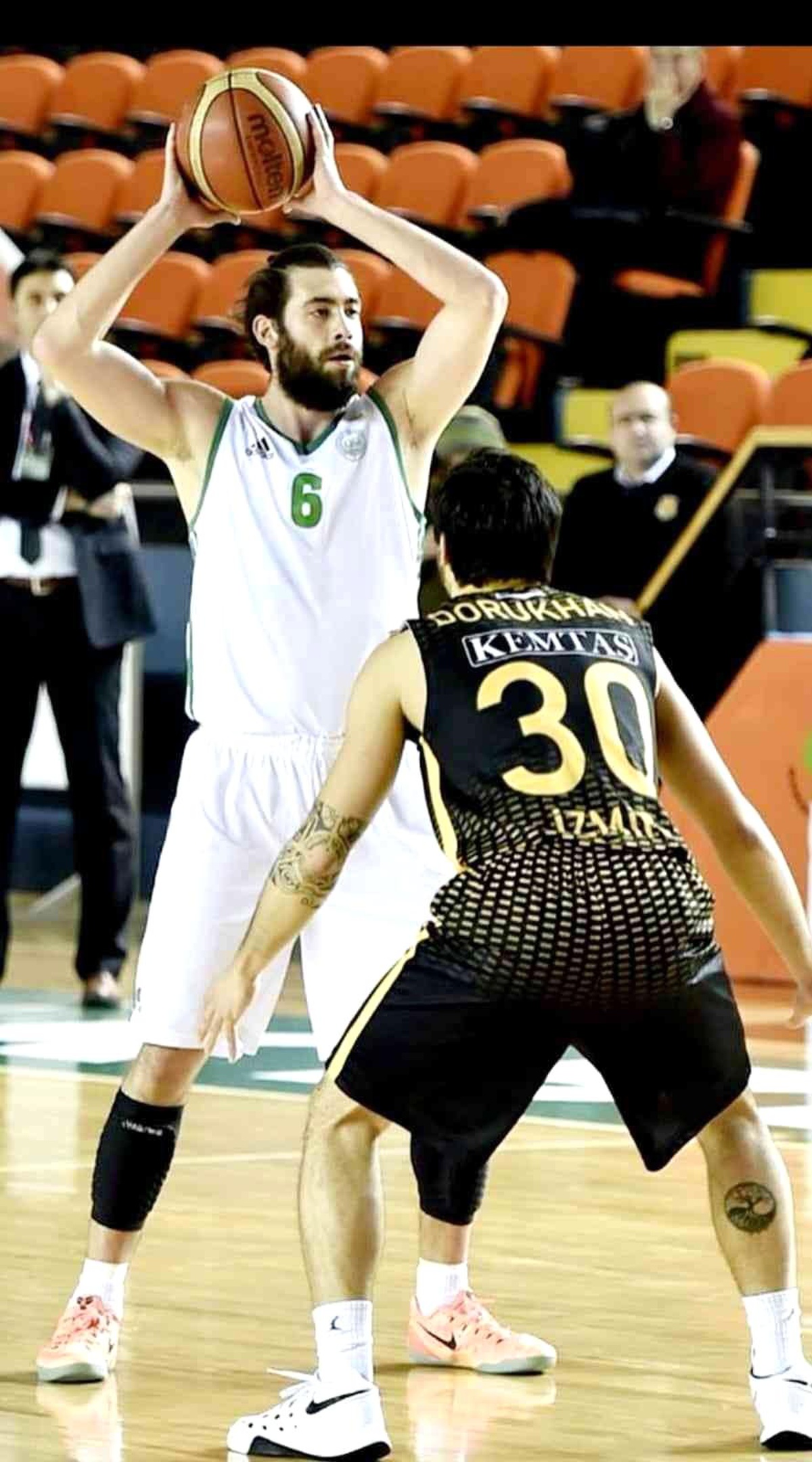 Nazilli Belediyespor Basketbol Takımı Yönder\'i renklerini bağladı