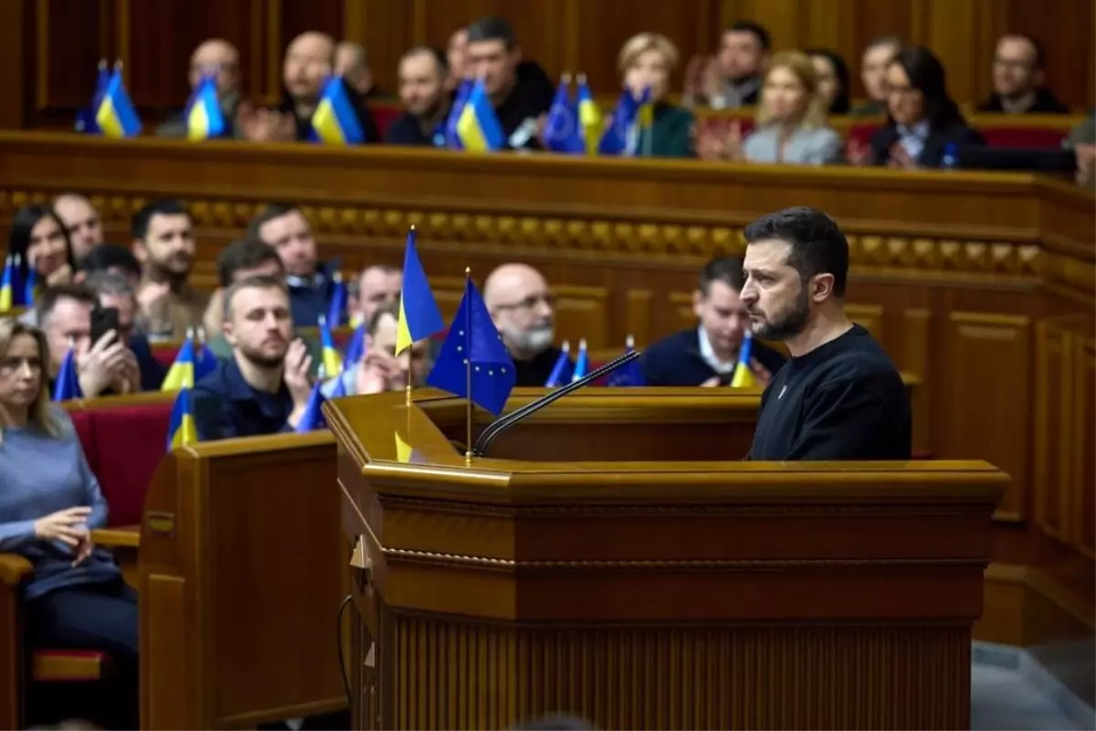 Zelenskiy: "Bin 800 yerleşim yeri Rus işgalinden kurtarıldı"