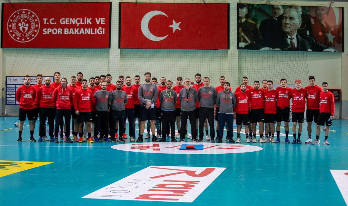 A Milli Erkek Hentbol Takımı\'nın hazırlık kampı sona erdi