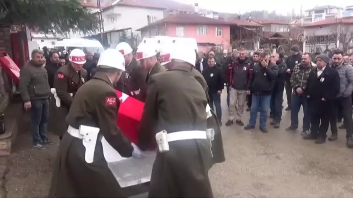 Amasya\'da vefat eden Kıbrıs gazisi son yolculuğuna uğurlandı