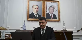 Ankara Valisi Şahin AA'nın 'Yılın Fotoğrafları' oylamasına katıldı