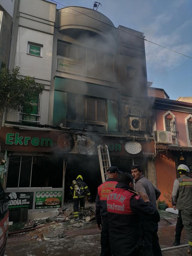 Aydın'da 7 kişinin hayatını kaybettiği patlamaya ilişkin validen ilk açıklama! İşte patlamanın nedeni Aydın'da 7 kişinin hayatını kaybettiği patlamaya ilişkin validen ilk açıklama! İşte patlamanın nedeni