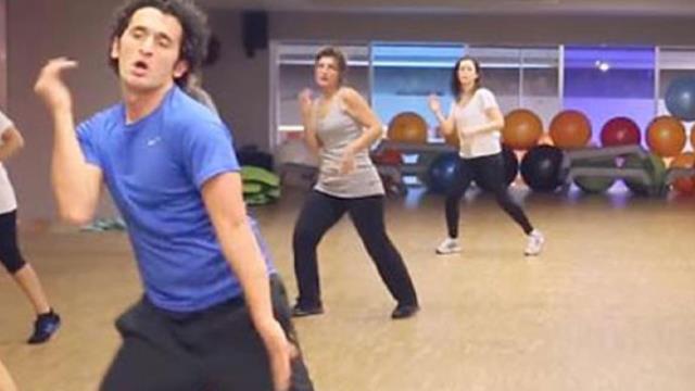 Erkan Özdamar'ın dans videoları gündem oldu! 'Zumba eğitmenliğine geri dön'