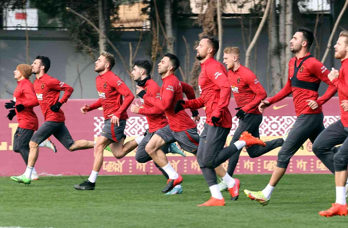 Galatasaray, MKE Ankaragücü maçı hazırlıklarına ara vermeden başladı