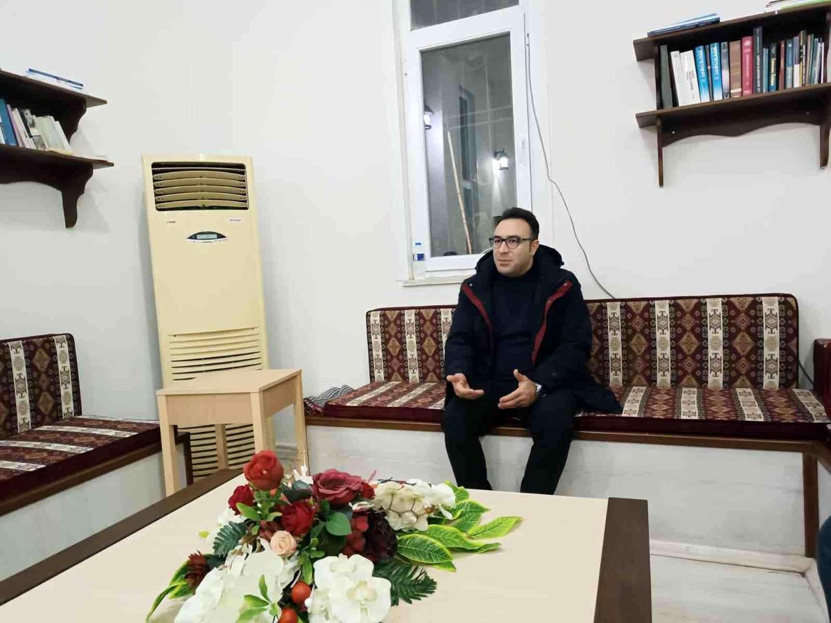 "Kıraathane Söyleşileri"nin 43\'üncüsü gerçekleştirildi