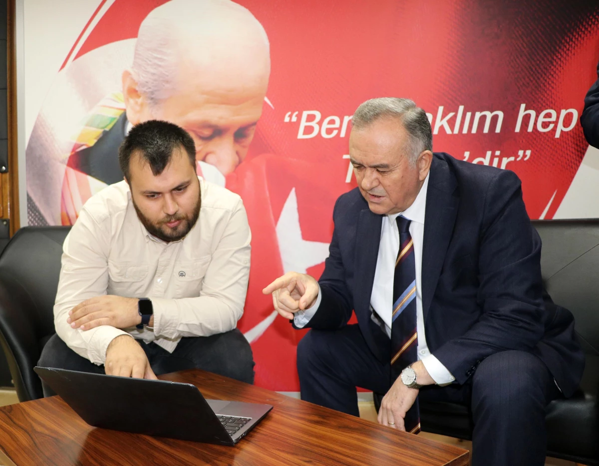 MHP Grup Başkanvekili Akçay, AA\'nın "Yılın Fotoğrafları" oylamasına katıldı