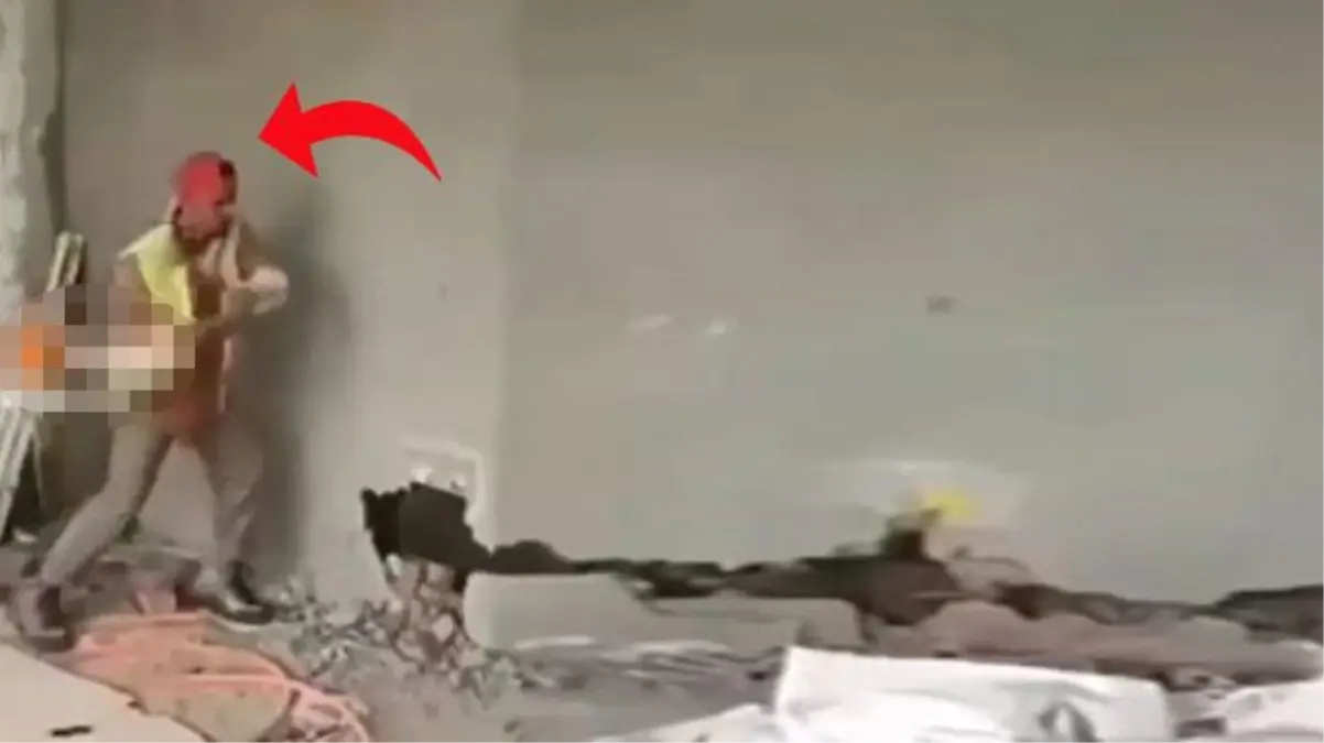 İnşat işçisine bağıran müteahhit, saniyeler sonra yıkılan duvarın altında kaldı! O anlar kameralarda