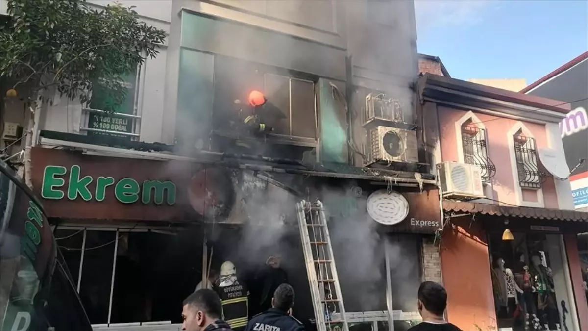 Ünlü dönerci zincirinin Aydın Nazilli\'deki şubesinde patlama! 7 kişi yaşamını yitirdi