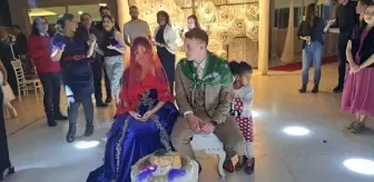 ABD'li çifte kına gecesi