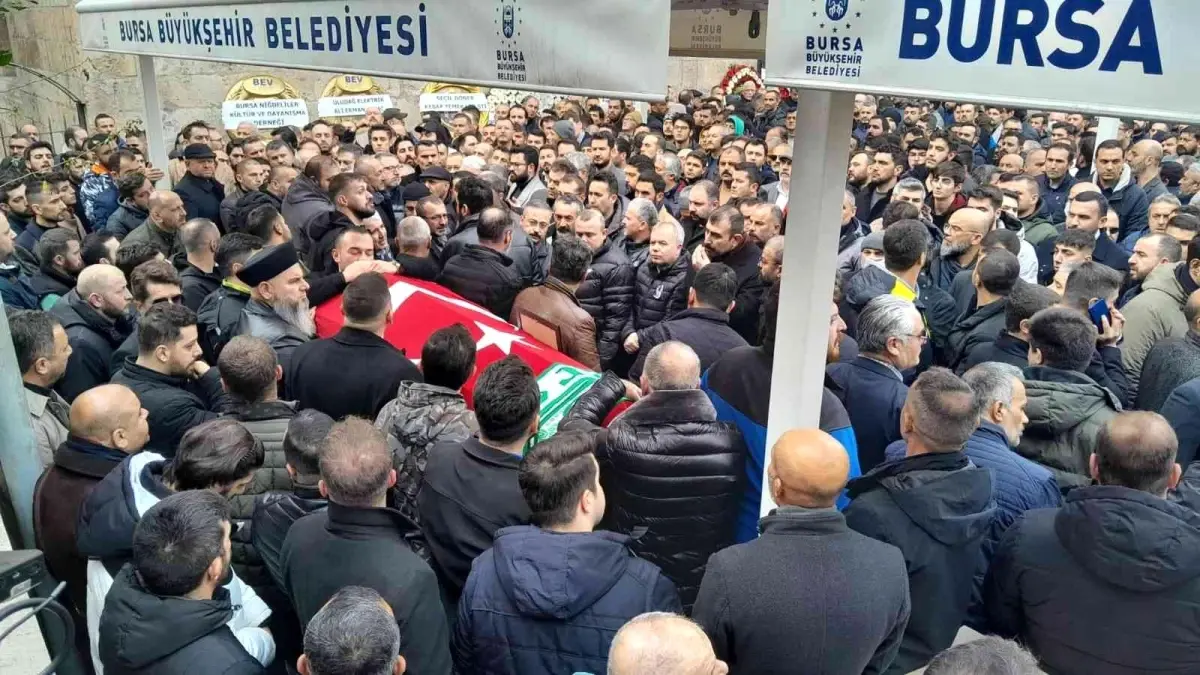 Ateş, Bursa\'da son yolculuğuna uğurlandı