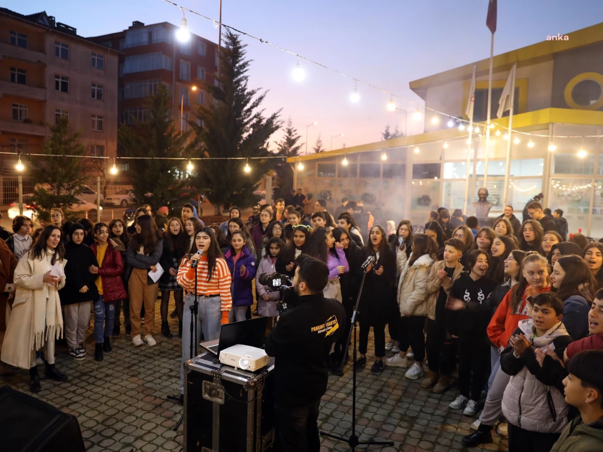 Çerkezköy Belediyesi Halk Akademisi Öğrencileri, Yeni Yılı Kutladı