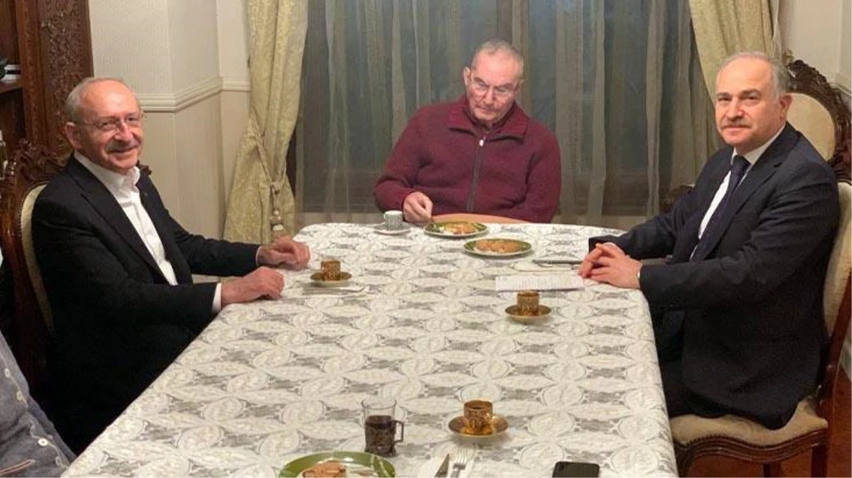 CHP Genel Başkanı Kılıçdaroğlu, Deniz Baykal\'ı evinde ziyaret etti