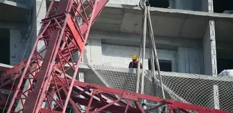 İzmir'de 6 işçinin hayatını kaybettiği vinç faciası hakkında 4 kişi tutuklandı