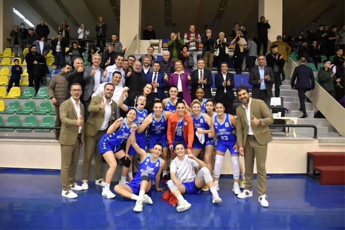 İzmitli perileriler Edremit Güre Belediyesi\'ni mağlup etti