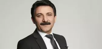 Latif Doğan kimdir? 2023 İbo Show Yılbaşı Latif Doğan kaç yaşında, nereli?