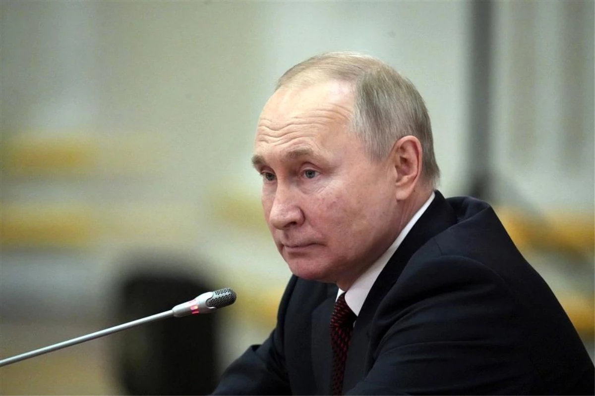 Putin\'den batılı ülkelerin gaz borçlarını yabancı para birimleriyle ödemelerine izin