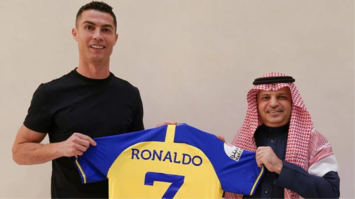 Kariyerine Suudi Arabistan\'da devam edecek Cristiano Ronaldo\'ya hayranlarından tepki yağıyor