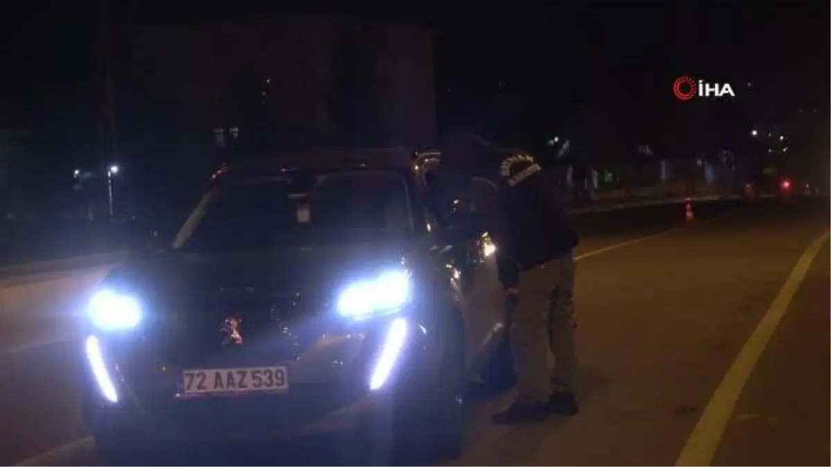 Batman'da polis ekipleri yılbaşı denetiminde