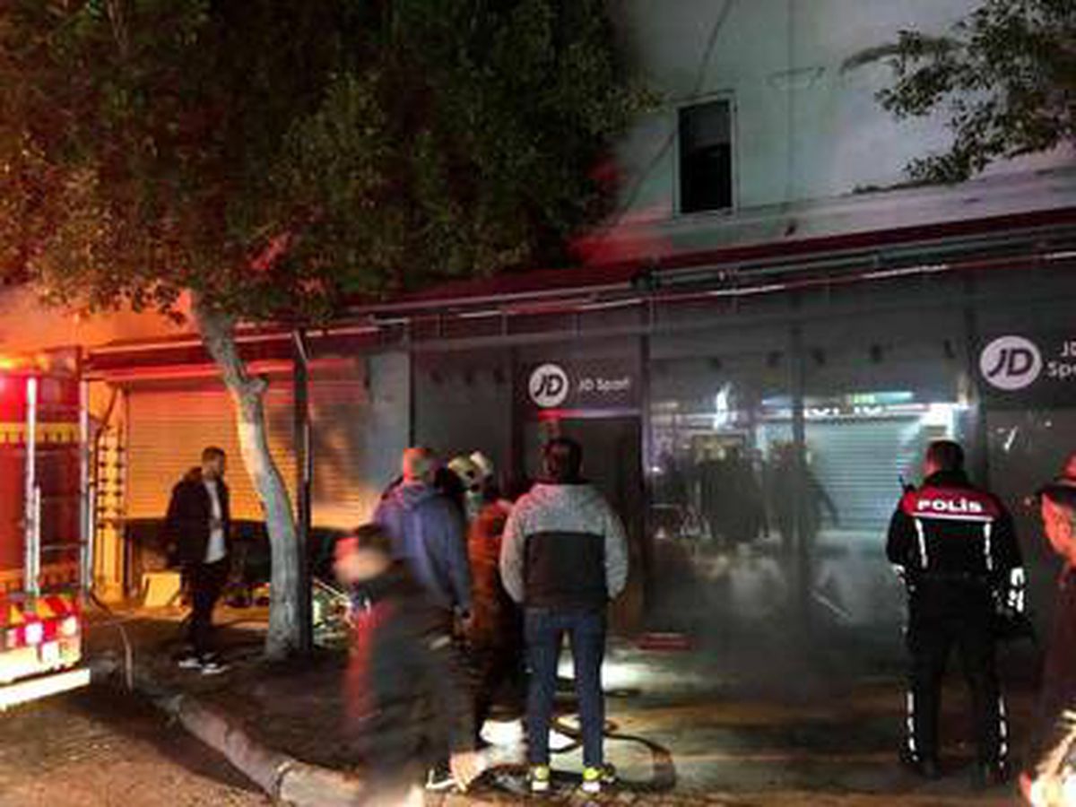 Bodrum\'da ayakkabıcıda yangın