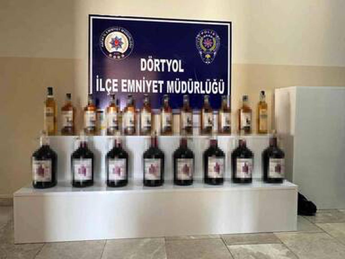 Dörtyol\'da 20 şişe sahte içki ele geçirildi