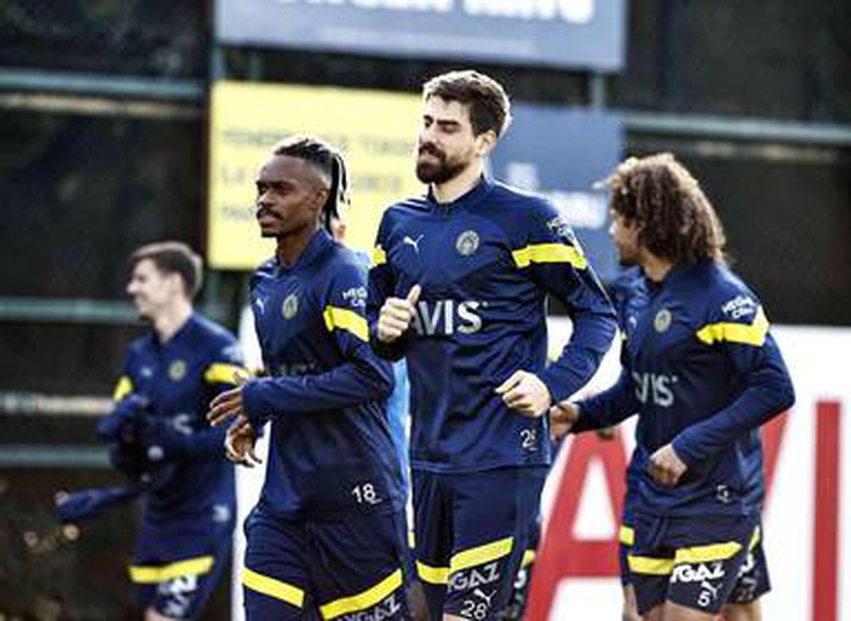 Fenerbahçe, Antalyaspor maçı hazırlıklarını sürdürdü