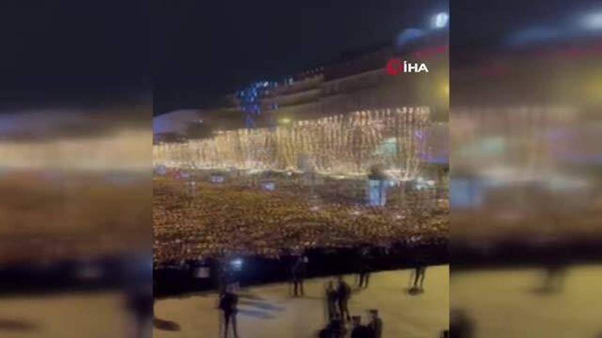 Fransa\'da 2023 coşkuyla karşılandı