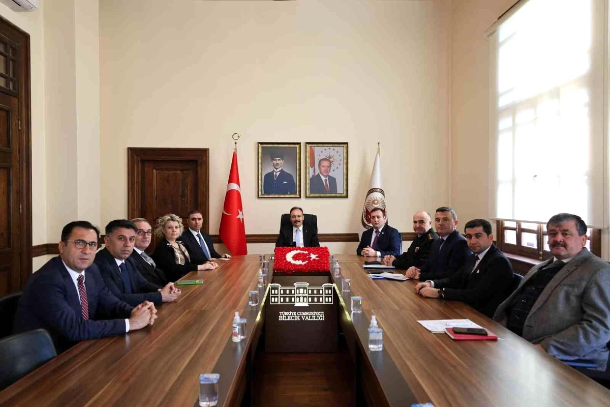 İnsan ticareti karşısında kurumların alacağı tedbirler masaya yatırıldı