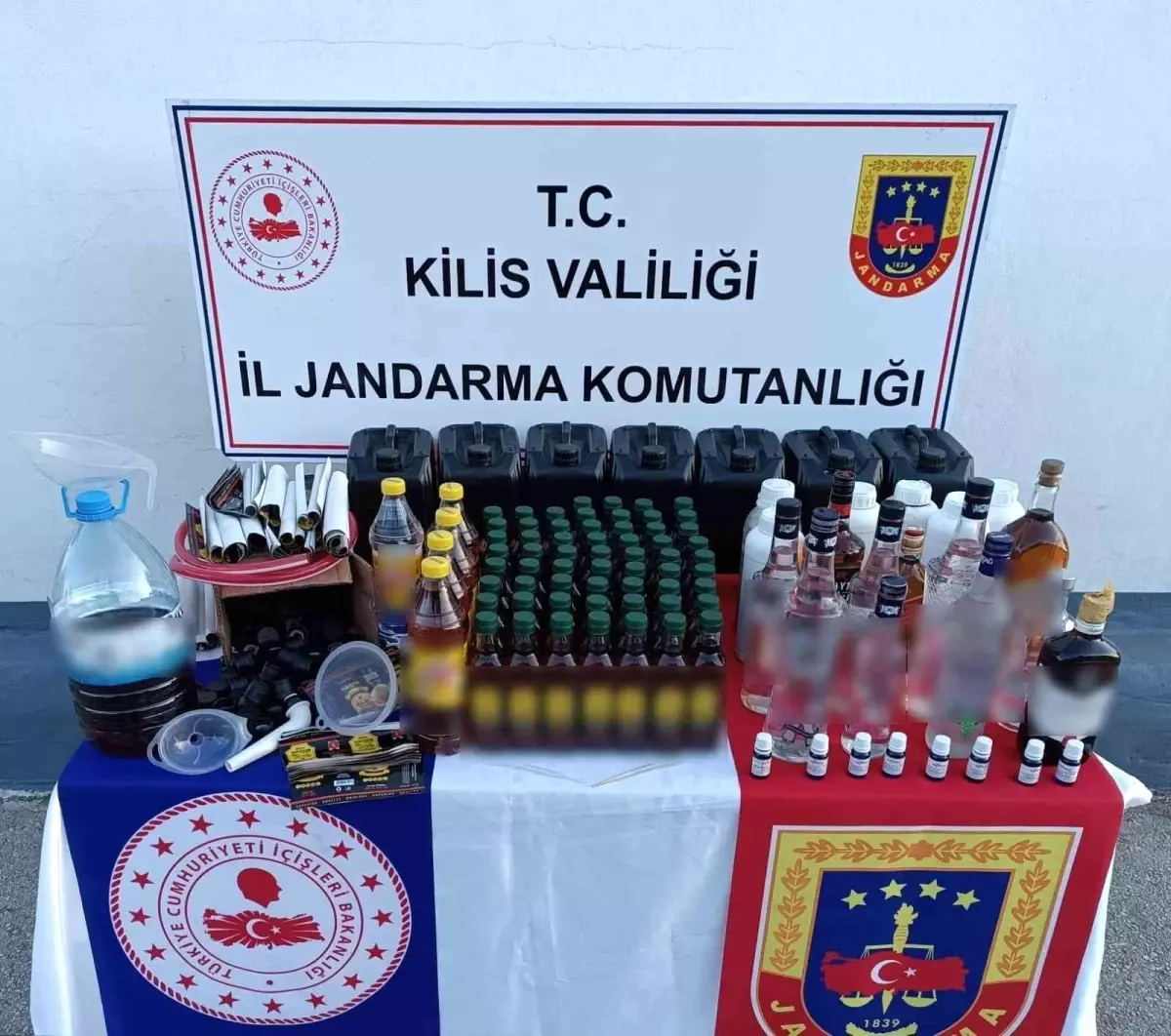 Kilis\'te kaçak içki operasyonu