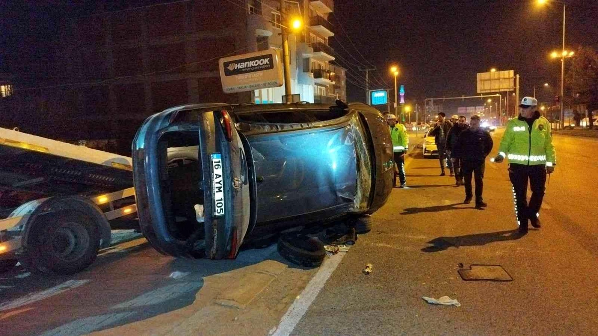 Takla atan otomobildeki 3 kişi kayıplara karıştı