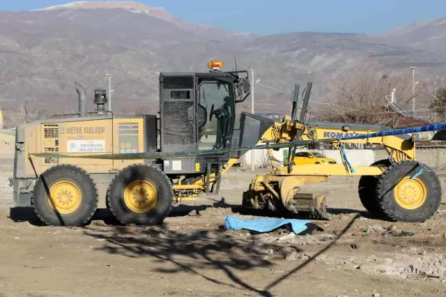 Kahreden olay! Babalarının cesediyle karşılaşan oğullarının feryadı yürek dağladı Kahreden olay! Babalarının cesediyle karşılaşan oğullarının feryadı yürek dağladı