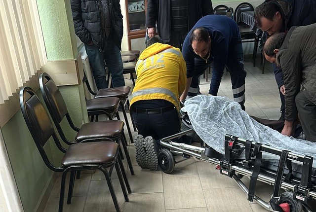 Dinlenmek için girdiği kahveden cansız bedeni çıktı Dinlenmek için girdiği kahveden cansız bedeni çıktı