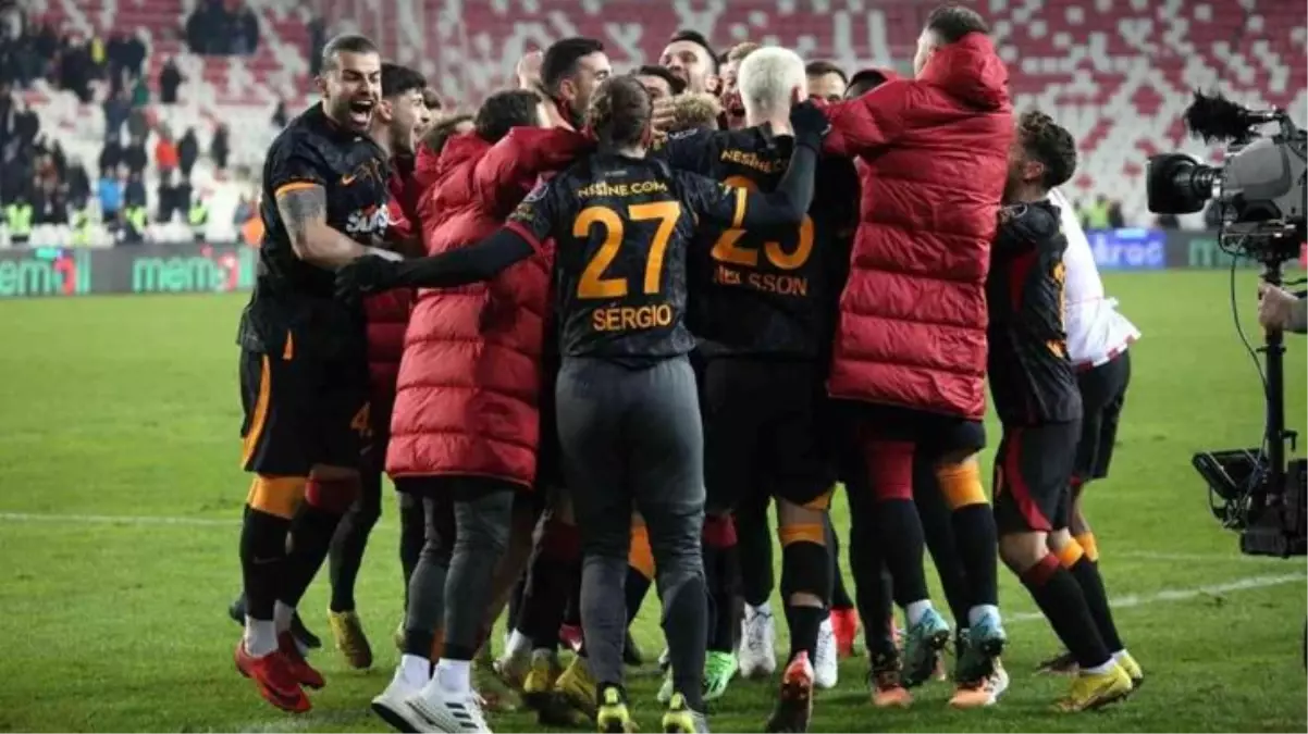 Galatasaray\'da Fenerbahçe maçı öncesi sakatlık depremi! Yerli isim, derbide sahada olamayacak