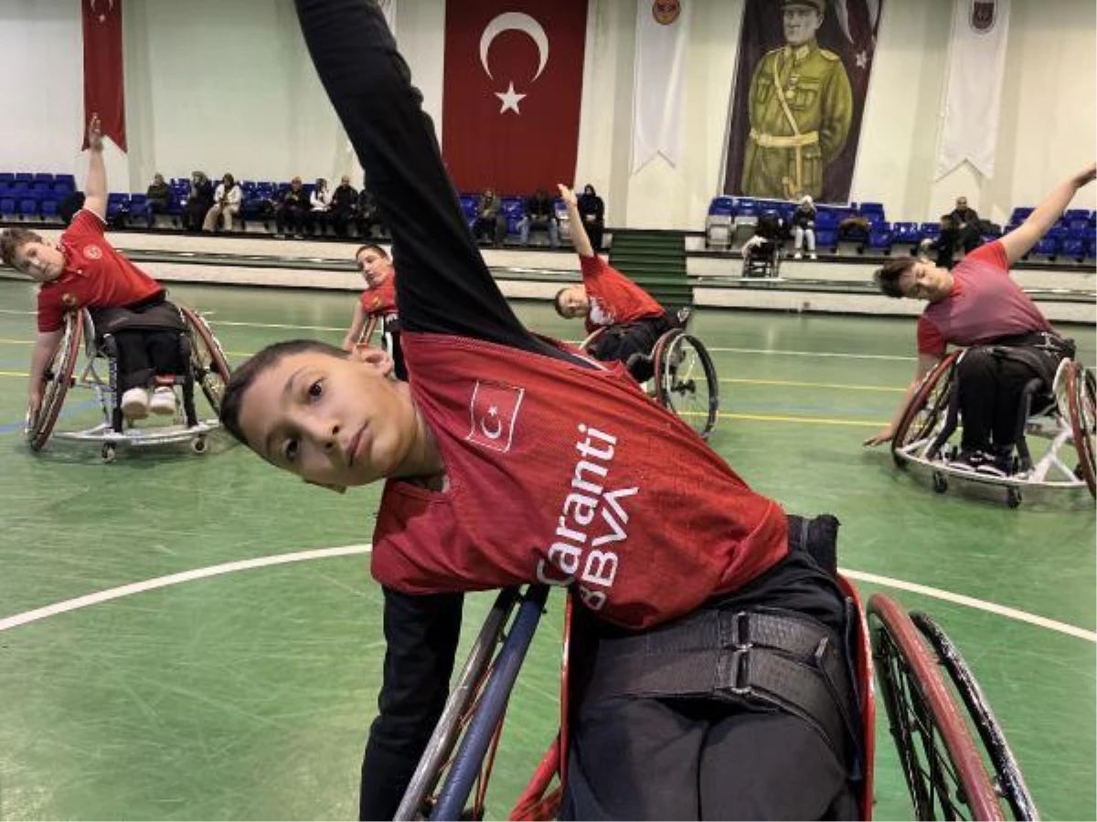 Gazi basketbolcu çavuş, engelli çocuklara umut oldu