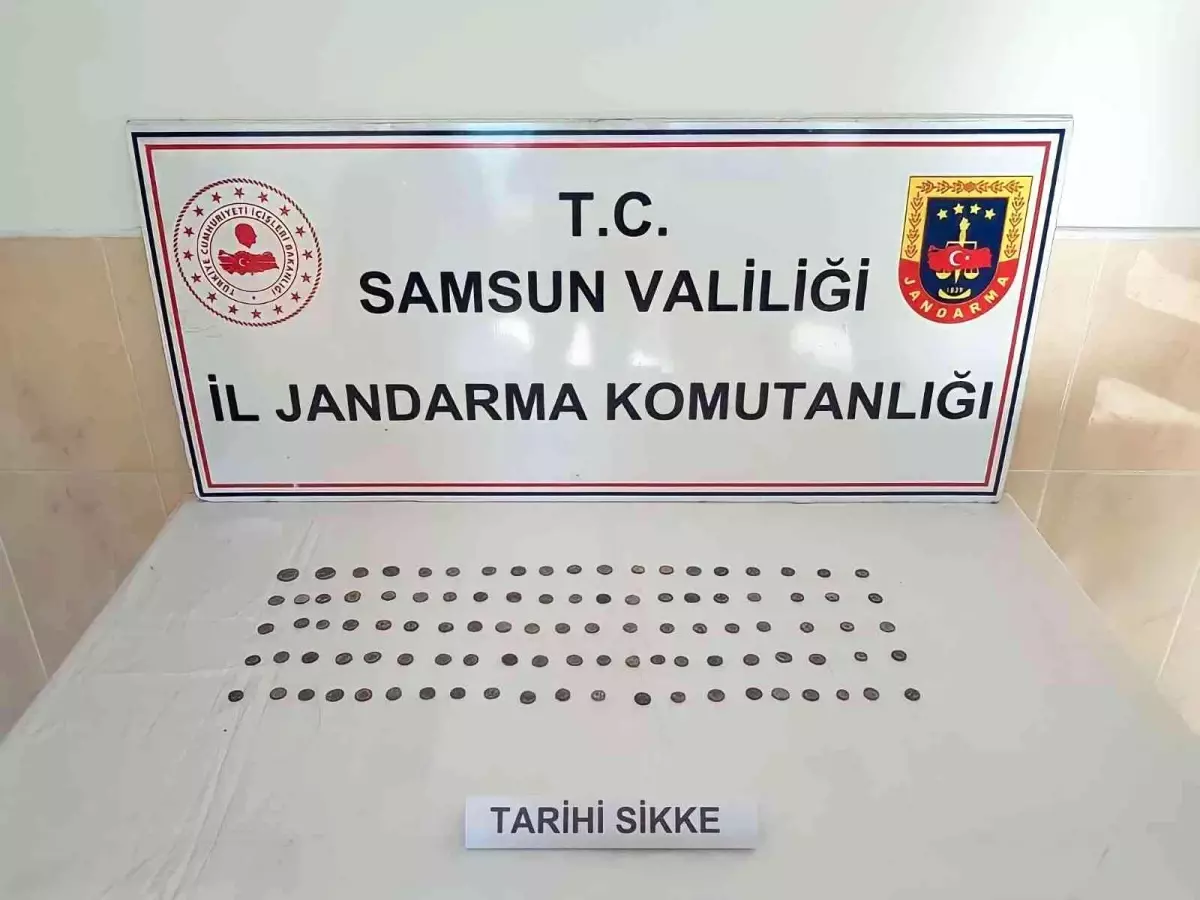 Satmaya çalıştığı tarihi sikkelerle yakalandı