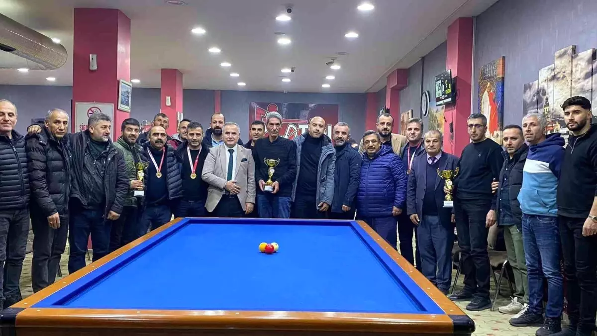 Tatvan\'da öğrenciler yararına "Bilardo Turnuvası" düzenlendi