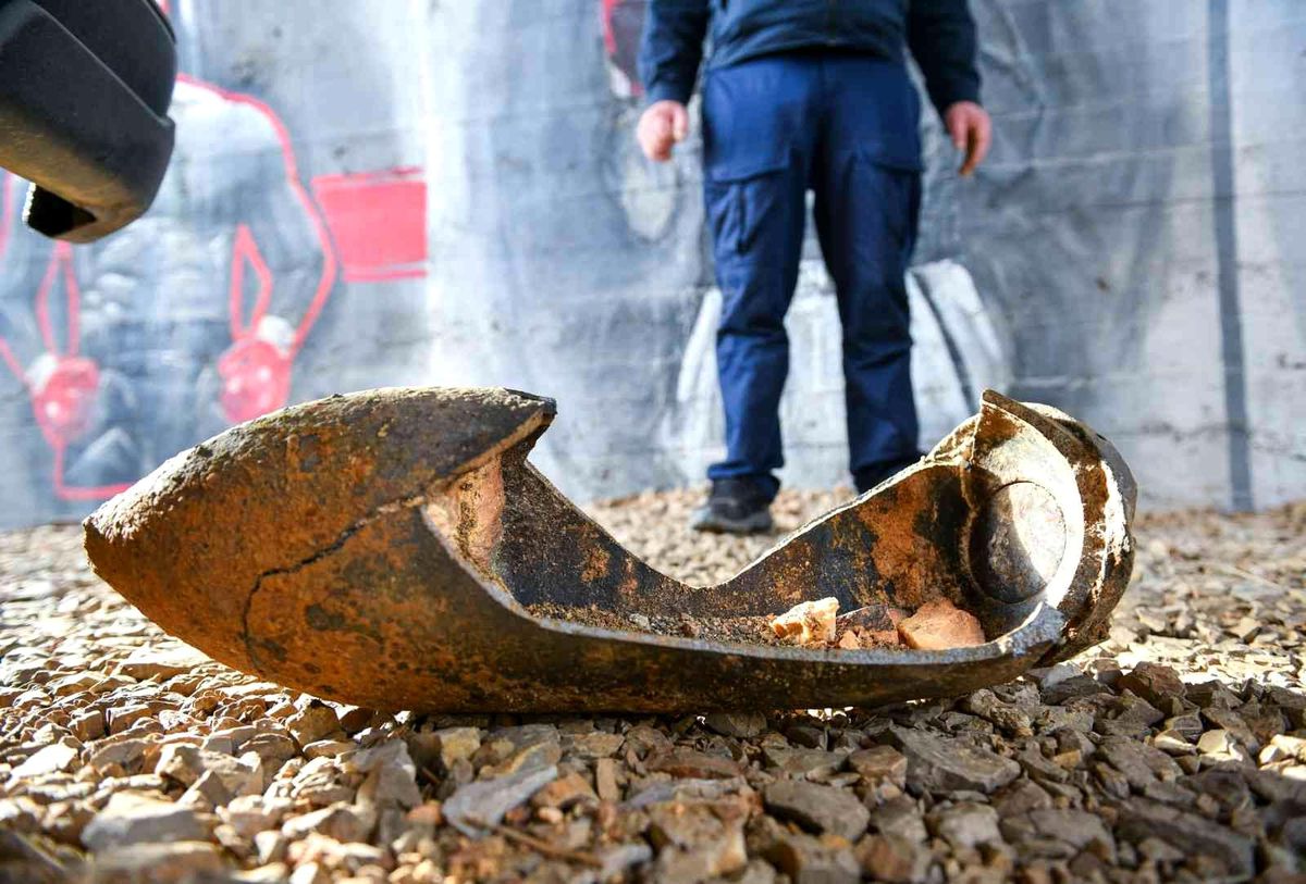 Bosna Hersek\'te 2. Dünya Savaşı\'ndan kalma uçak bombası imha edildi