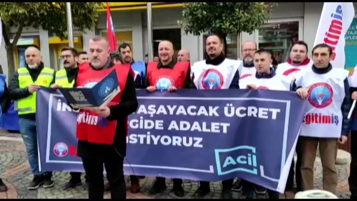 Eğitim-İş Edirne Şubesi\'nden \'İnsanca Yaşayacak Ücret, Vergi Diliminde Adalet\' Eylemi