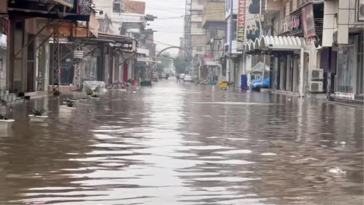 Irak\'ta sağanak yağış