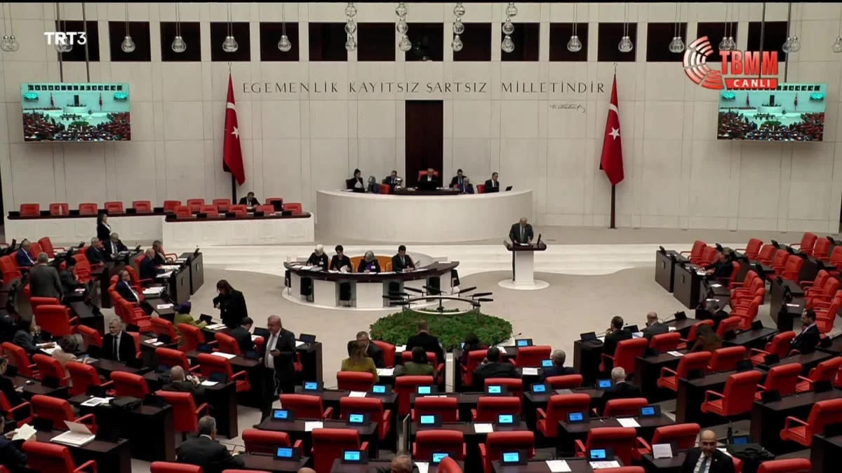 İyi Parti\'nin Memur ve Emeklilerin Maaşlarına Yapılan Artışın Artırılması Önerisi AKP ve MHP\'li Milletvekilleri Tarafından Reddedildi: "2 Bin- 2 Bin...